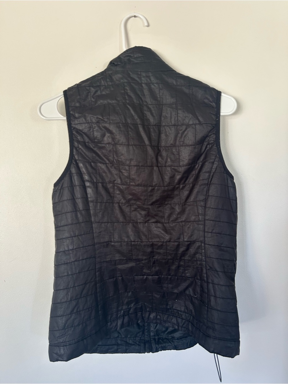 Patagonia Women's Nano Puff® Vest Black Small - Picture 6 of 6